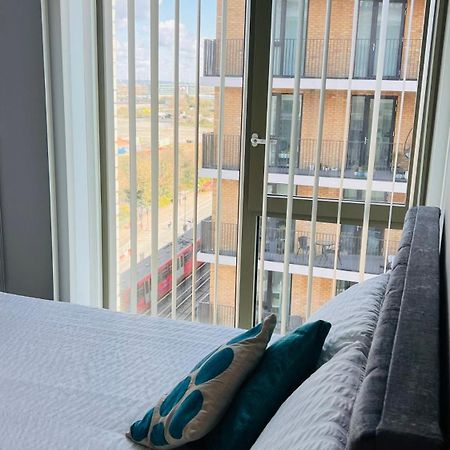 Lush Living - Double Room With Private Bathroom Londres Exterior foto