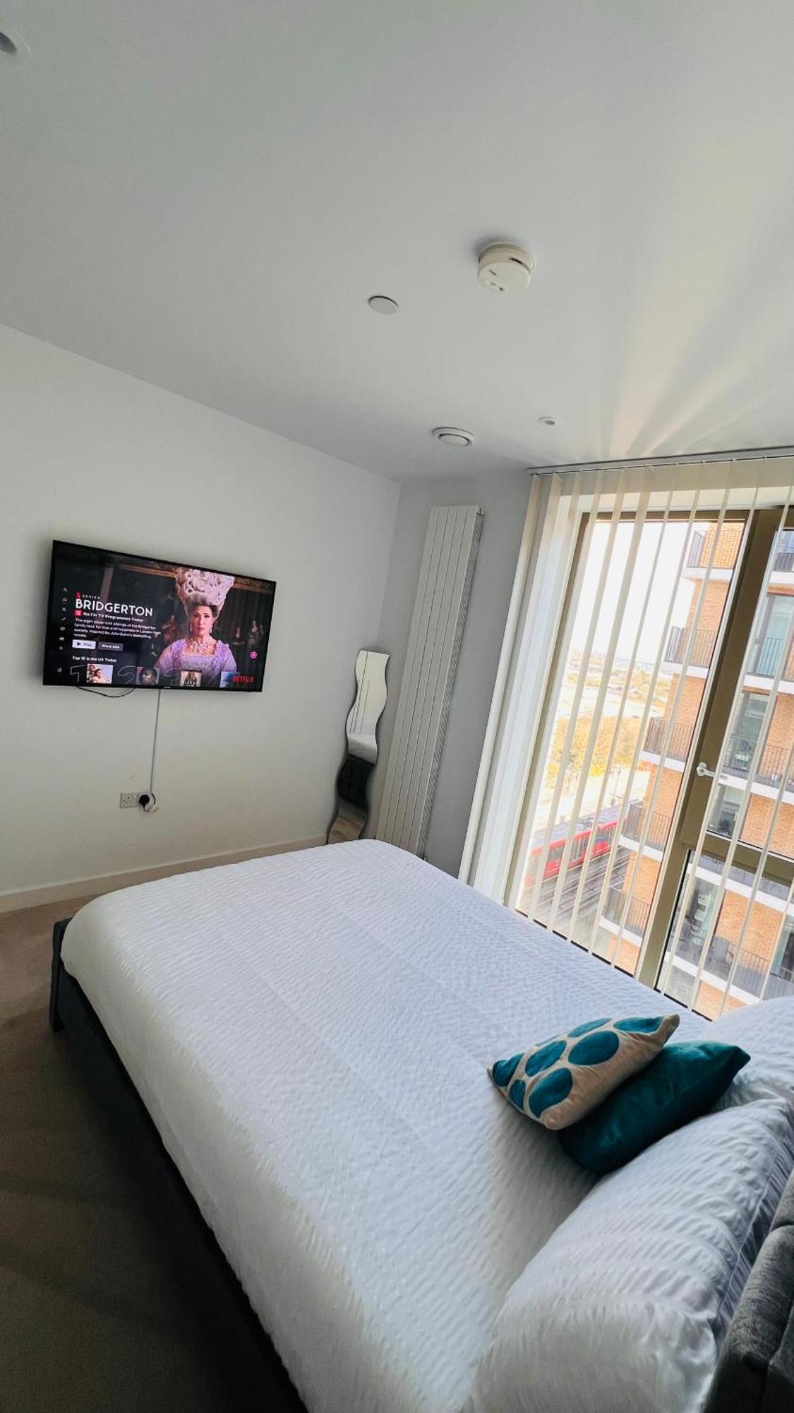 Lush Living - Double Room With Private Bathroom Londres Exterior foto