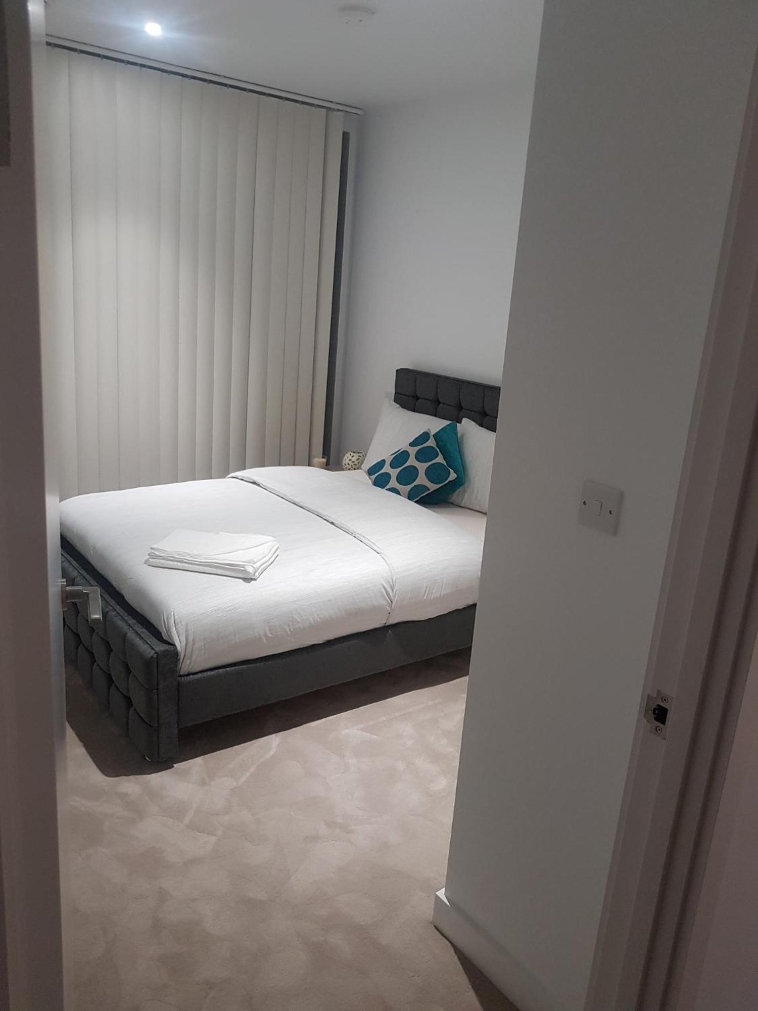 Lush Living - Double Room With Private Bathroom Londres Exterior foto